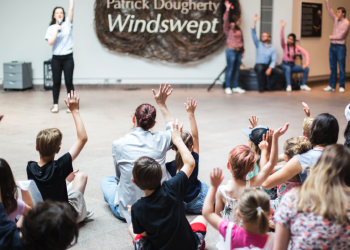 School kids at the art museum